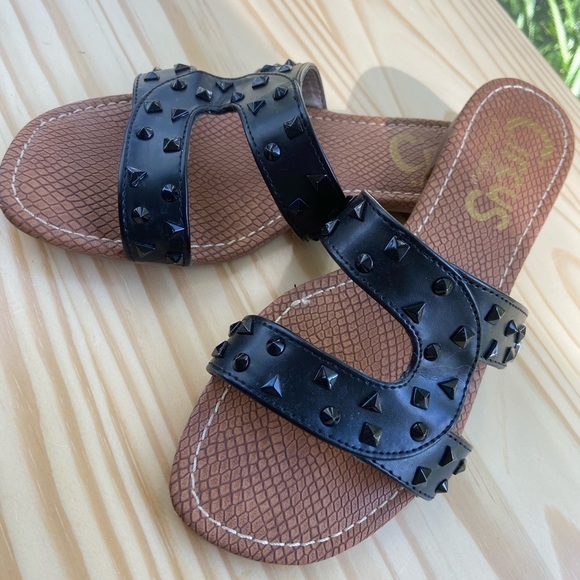 ✨2/$20✨ Sam Edelman Black Slip on Slide Sandals  Black with Studs Size 6.5 - Picture 4 of 8